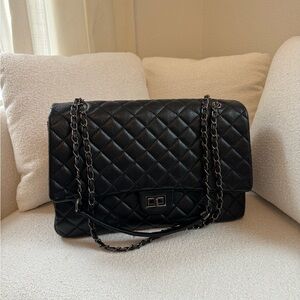 Large Black Quilted Chain Shoulder Bag